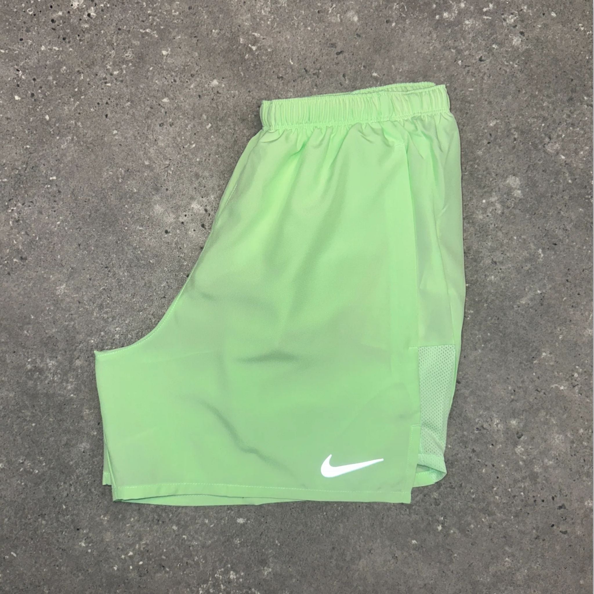 Nike Vapour Green Challenger Shorts 5 inch