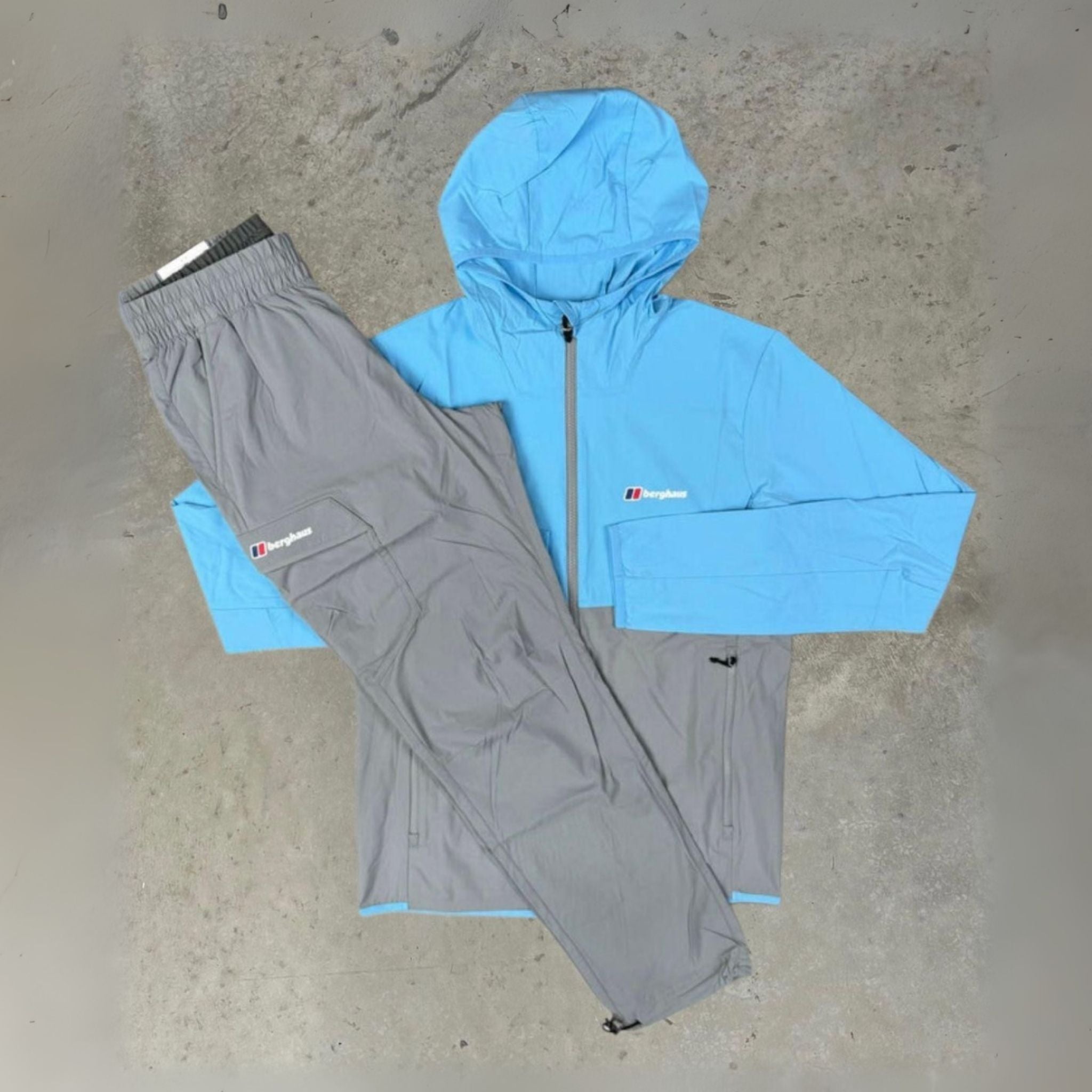 Berghaus Grey/Blue Theran Jacket & Grey Pants Set