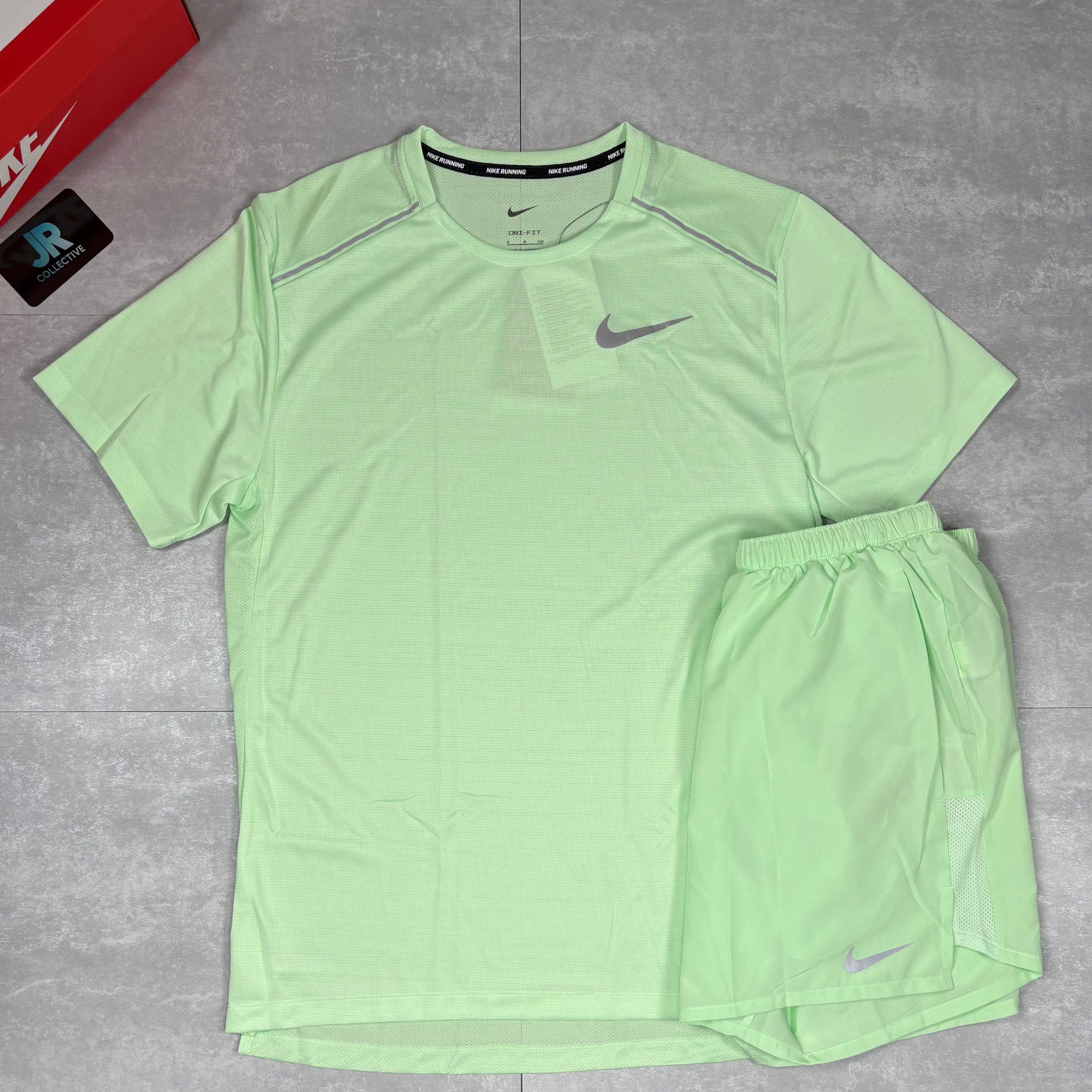 Nike Vapour Green Shorts Set