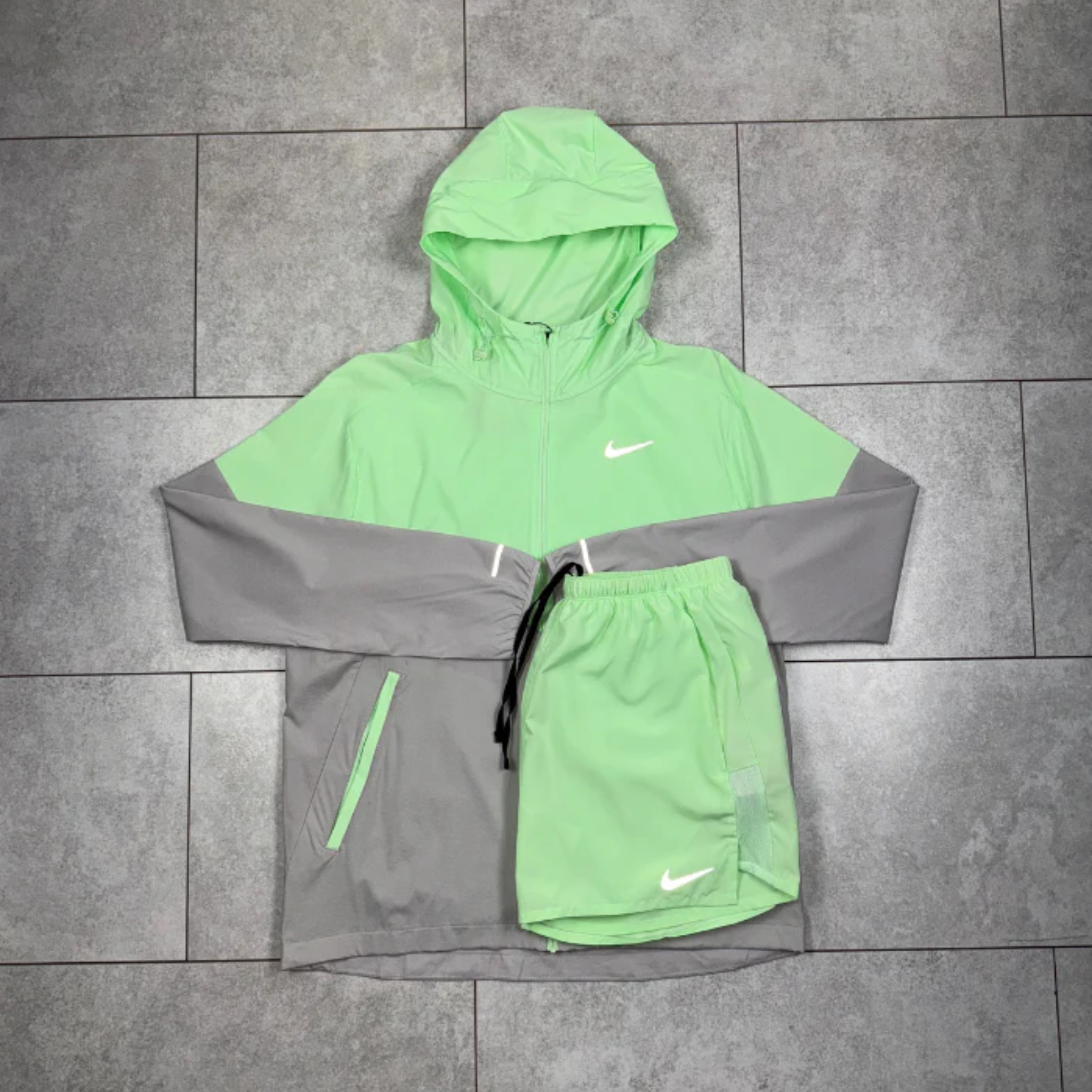 Nike Vapour Green Jacket & Shorts Set