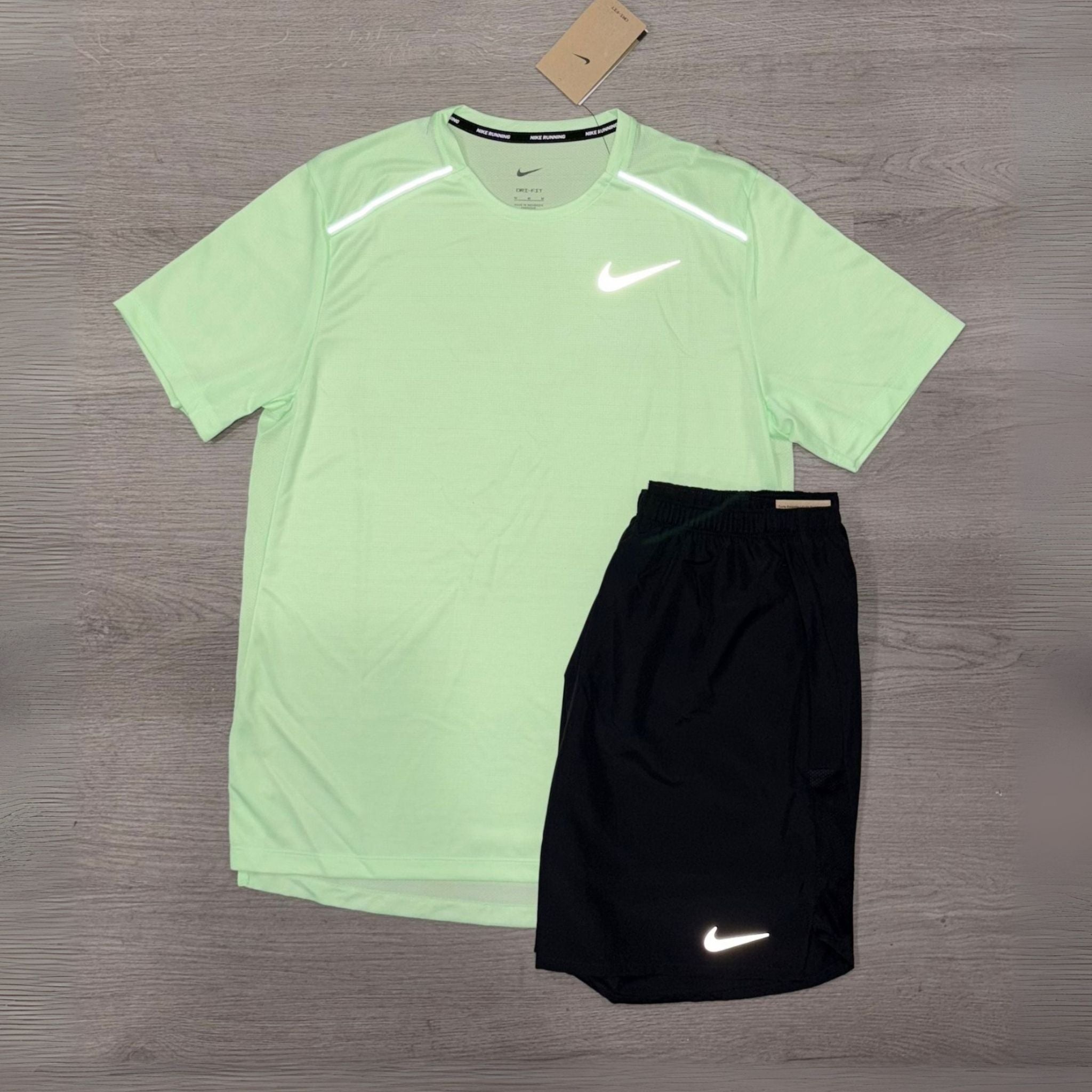 Nike Vapour Green Shorts Set (Black)