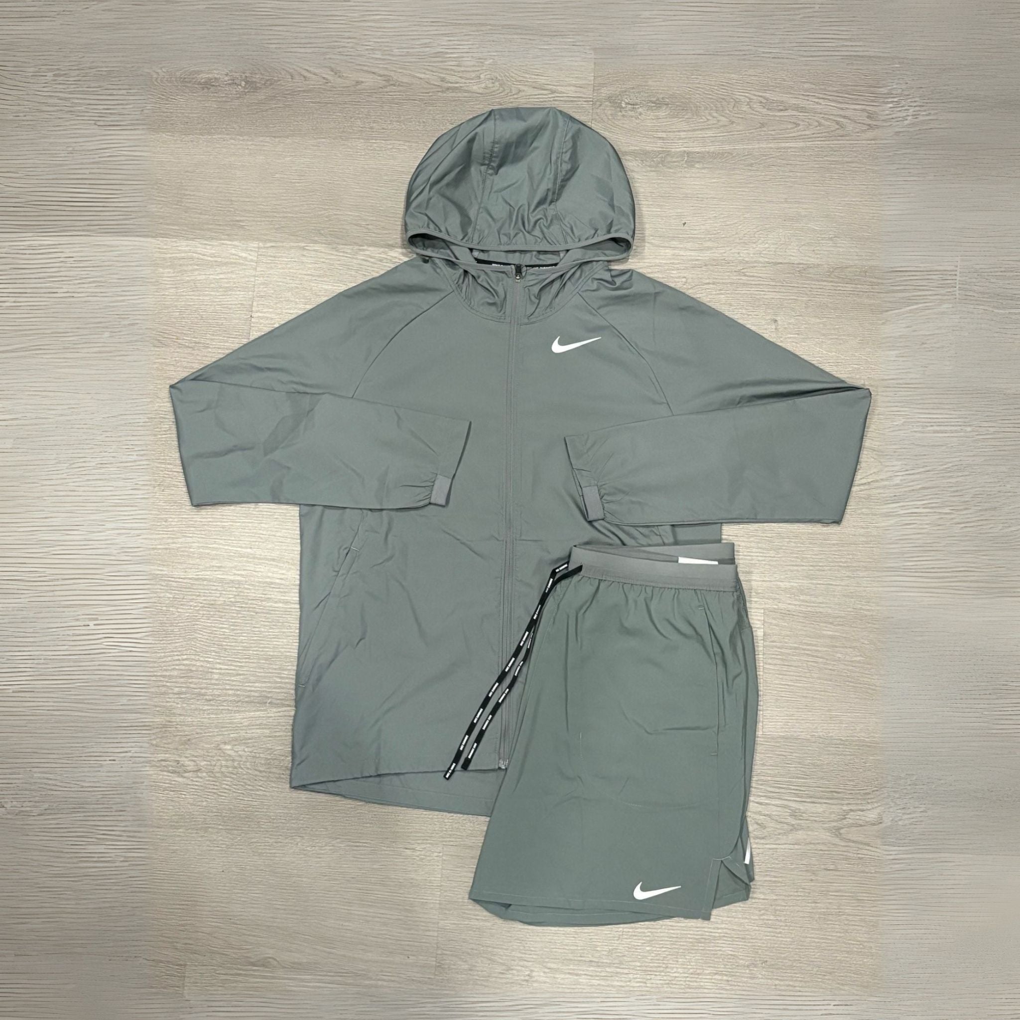 Nike Repel Flex Shorts Set