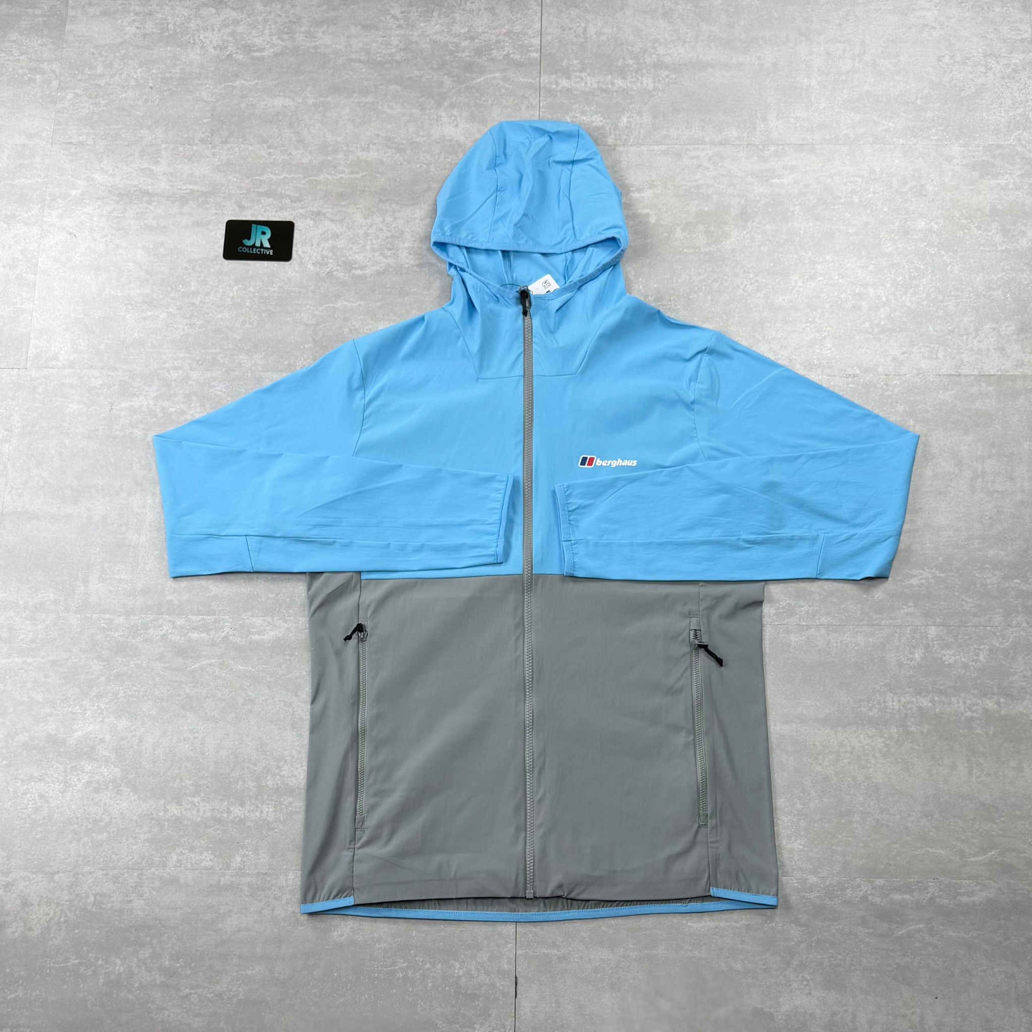 Berghaus Theran Grey/Blue Jacket & Grey Cargo Pants