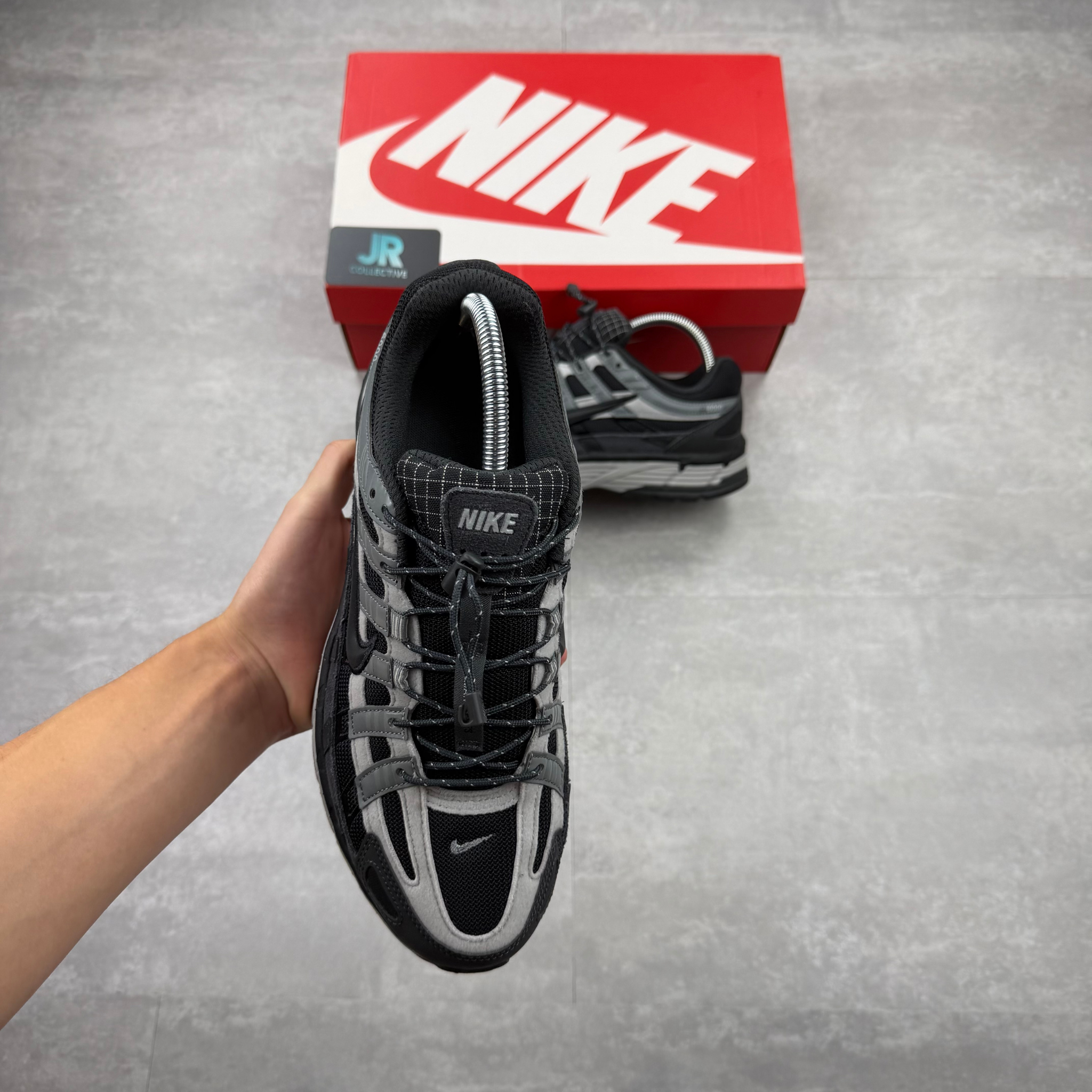 Nike P6000 - Anthracite Smoke Grey